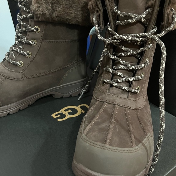 ugg boots - Picture 3 of 5